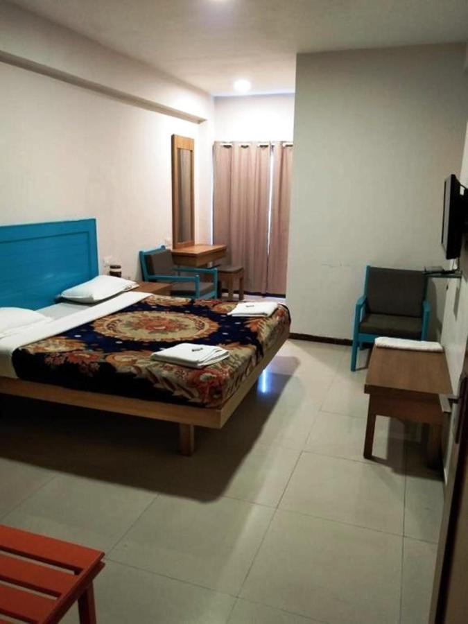 Hotel Preethi Palace Ooty Ngoại thất bức ảnh