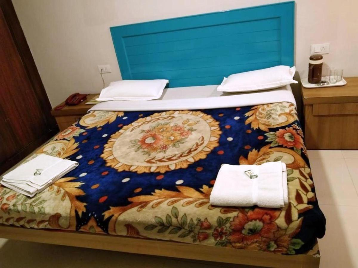 Hotel Preethi Palace Ooty Ngoại thất bức ảnh